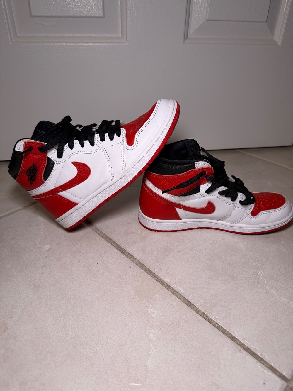 Nike Jordan 1 Retro High OG “Heritage”